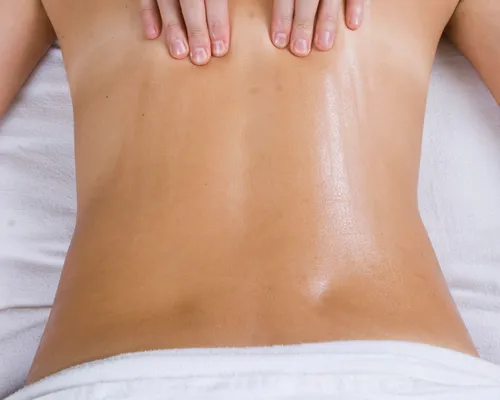 Women's Full Back De-Tan and Bleach Service at Tula Unisex Salon