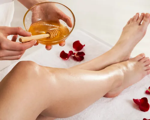 Women's Half Legs Honey Wax Service in Siruseri