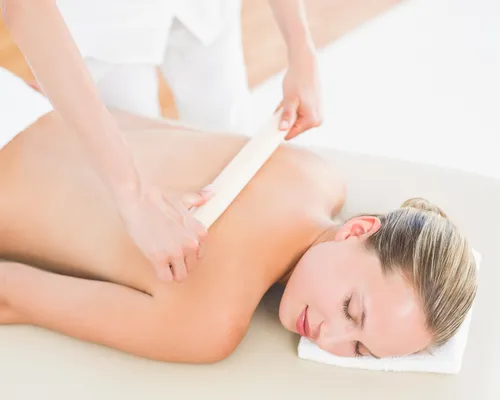 Women's Full Front Honey Wax Service in Siruseri