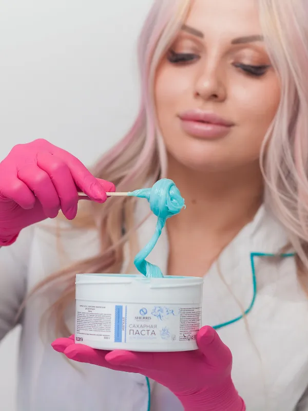 Women's Flavored Ricca Wax Service in Siruseri