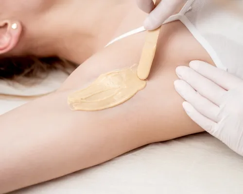 Women's Flavored Ricca Underarm Waxing Service in Siruseri