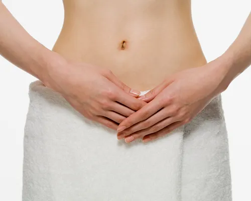 Women's Midriff Ricca Wax Service in Siruseri