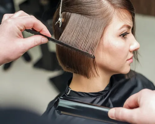 Fringes Hair Cut Service for Women in Siruseri