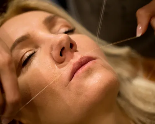 Women's Upper Lip Threading Service in Siruseri